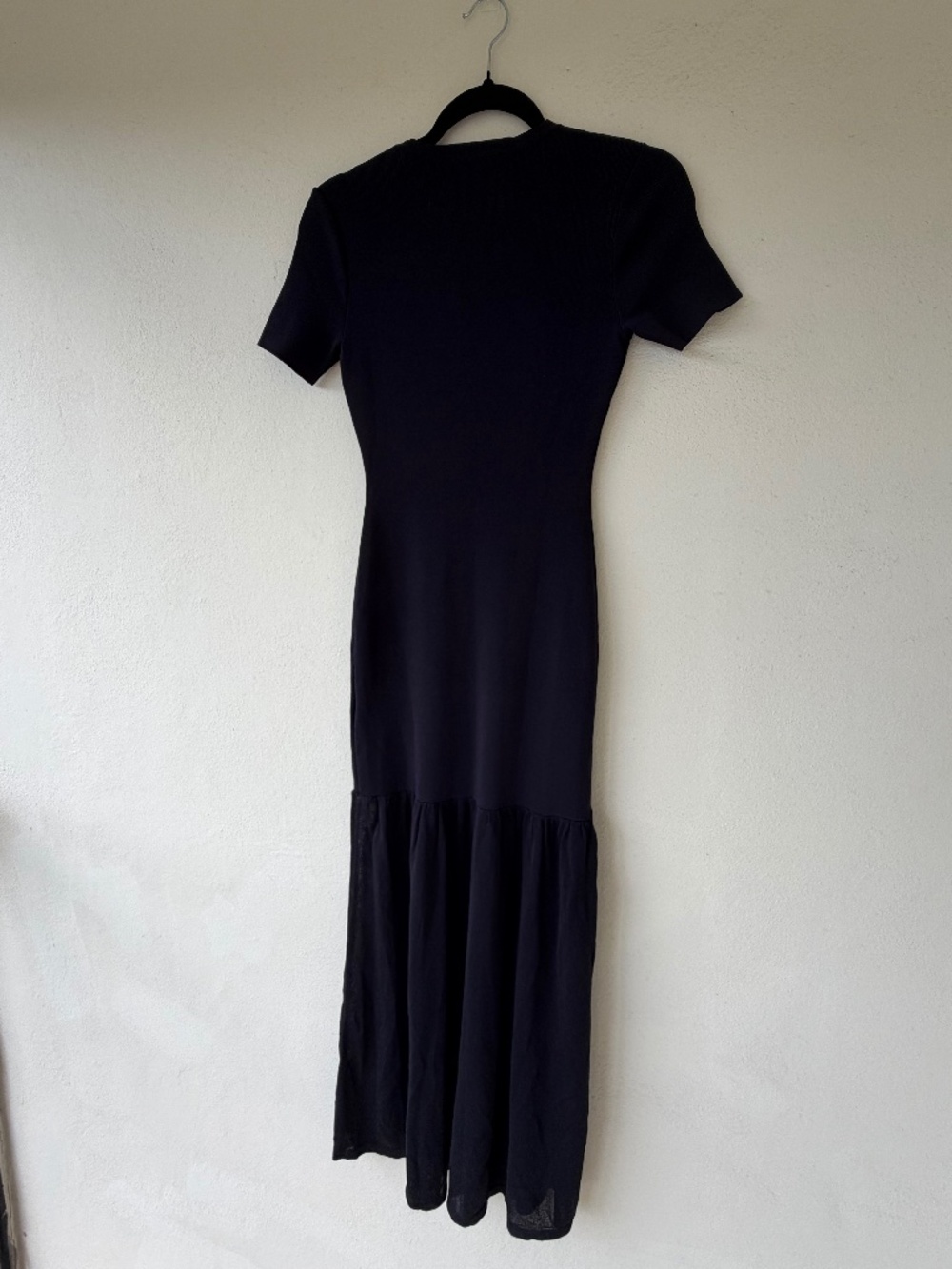 Dress - Picture 6 of 6